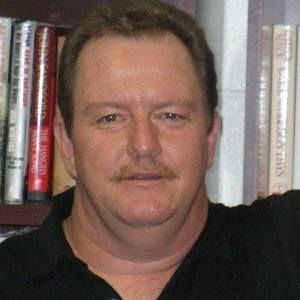 Meet your Posher, Philip